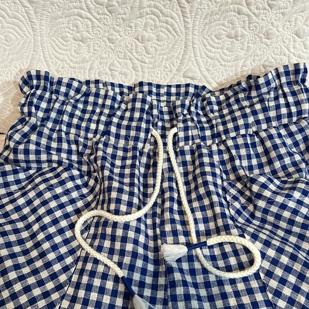 Banjara shorts, size small, NWT‎